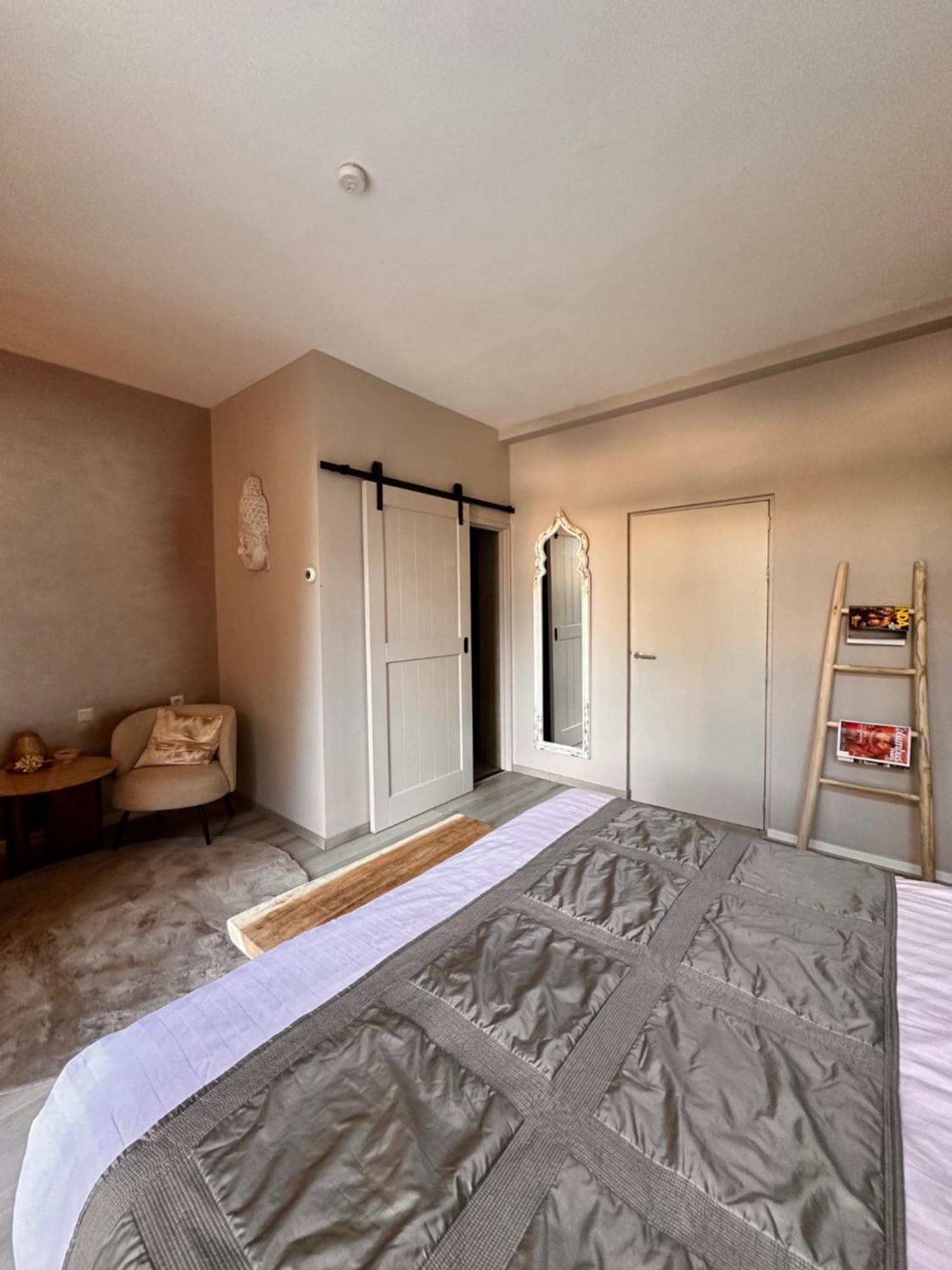 Zen B&B Dordrecht Bagian luar foto